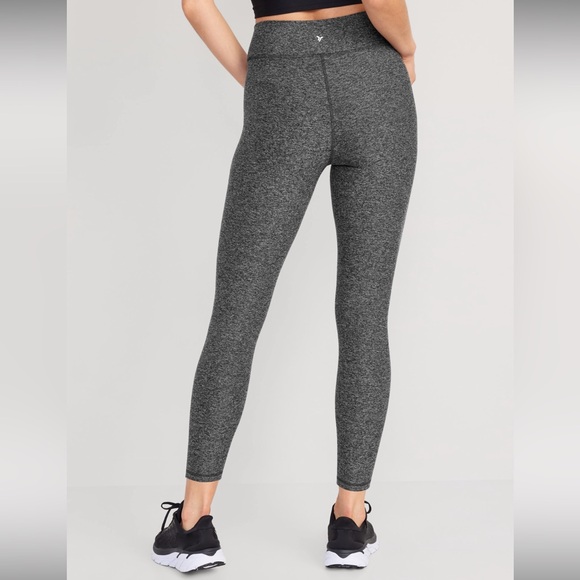 Brand new Old Navy High Rise Cloud+ 7/8 Ankle Leggings, XL - Picture 4 of 15